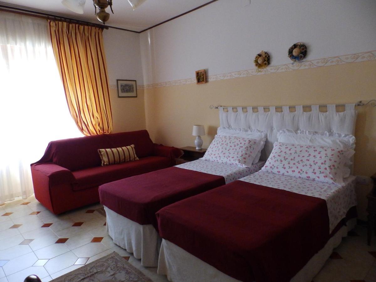 Sa Chessa B&B Ploaghe ภายนอก รูปภาพ