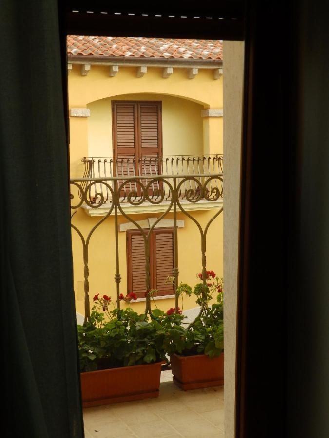 Sa Chessa B&B Ploaghe ภายนอก รูปภาพ