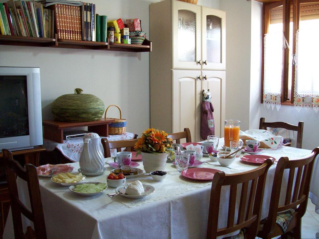 Sa Chessa B&B Ploaghe ภายนอก รูปภาพ
